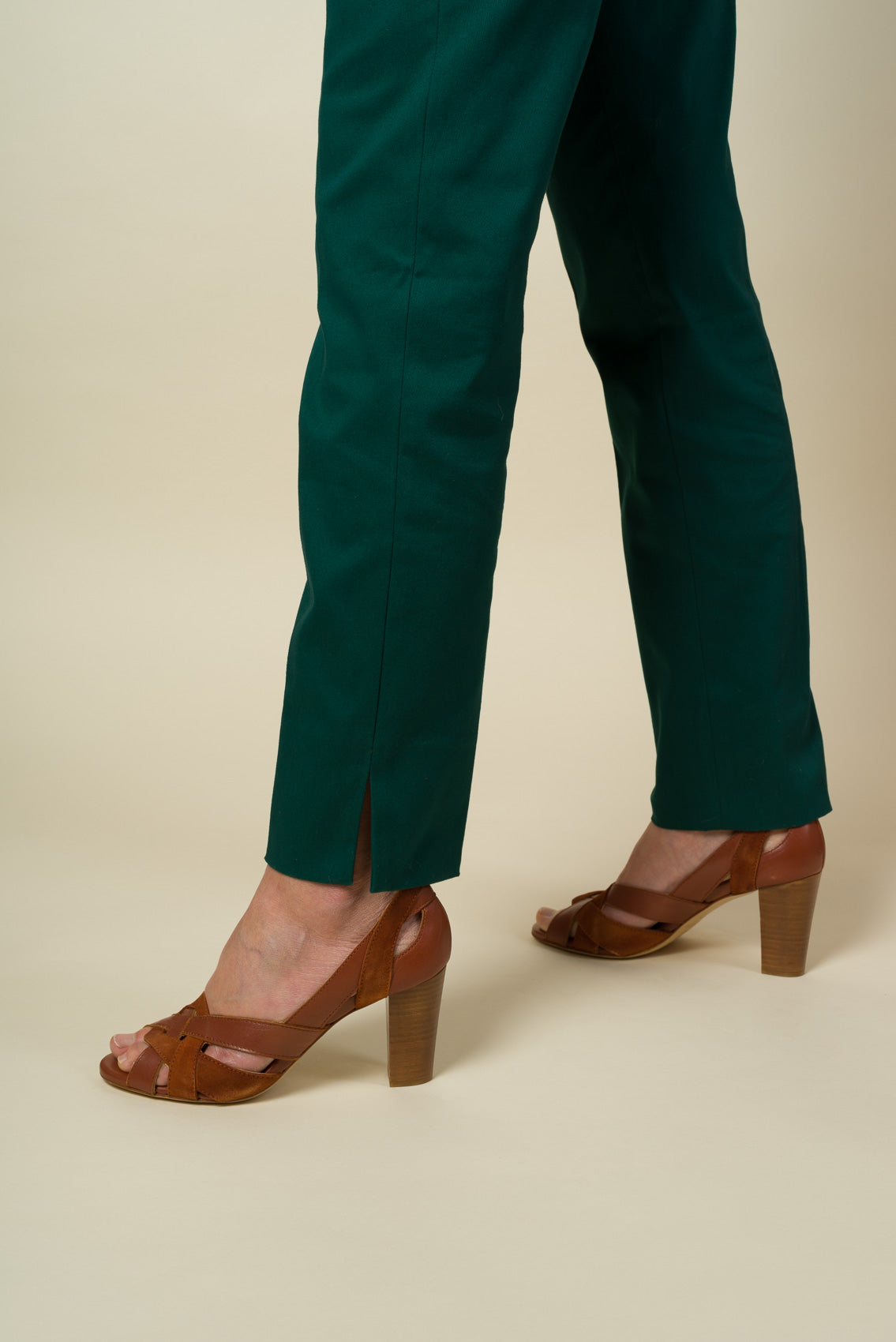 Made in France Pantalon Cigarette vert eucalyptus