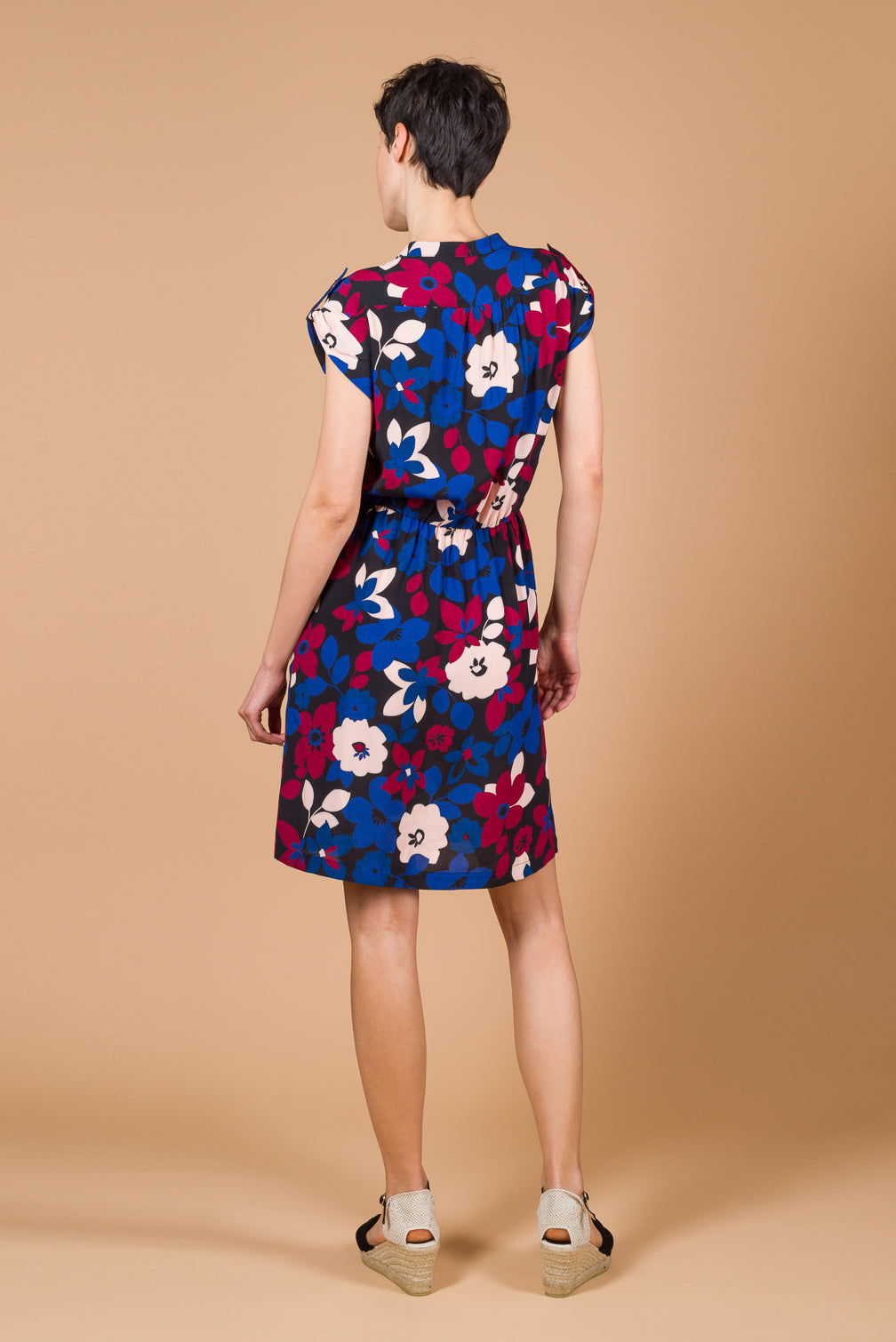Robe Arya Maija